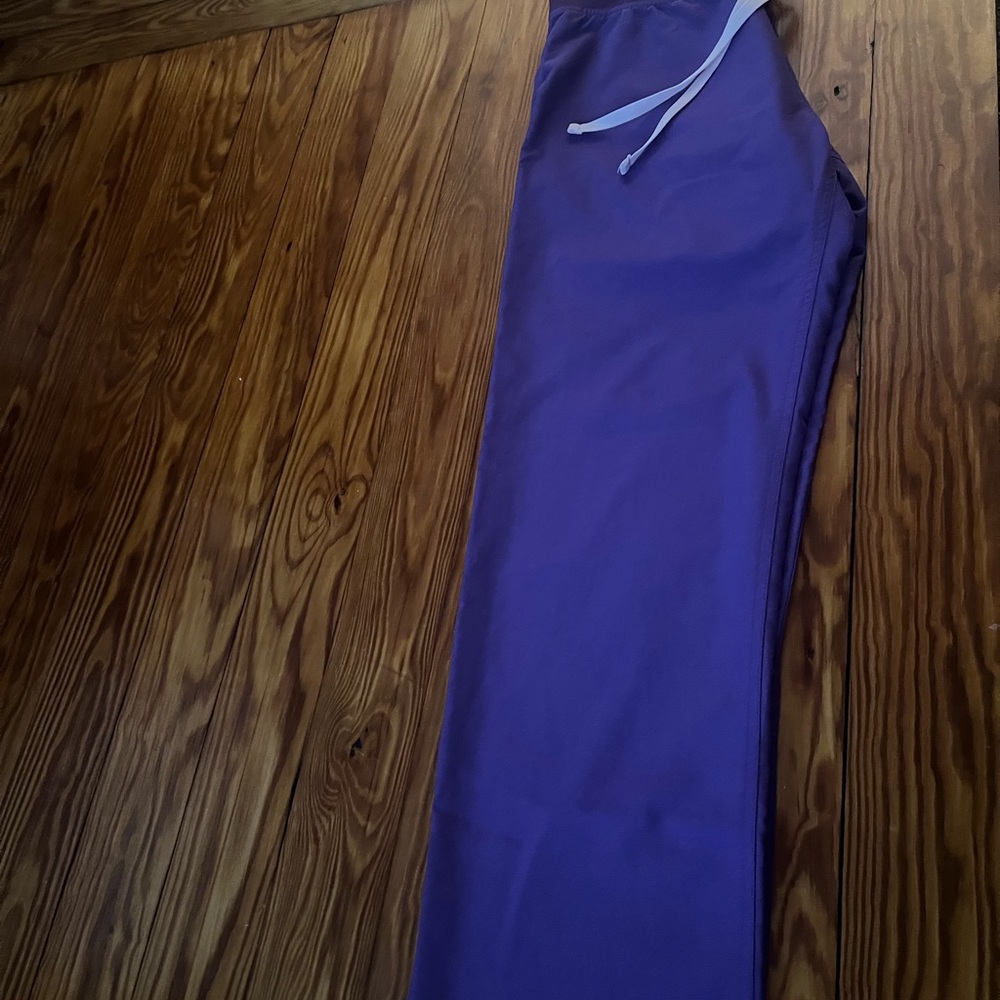 Figs Technical Collection in Rich Purple